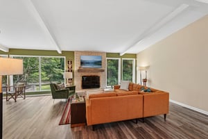 Glacier Dr-S2506-009.jpg