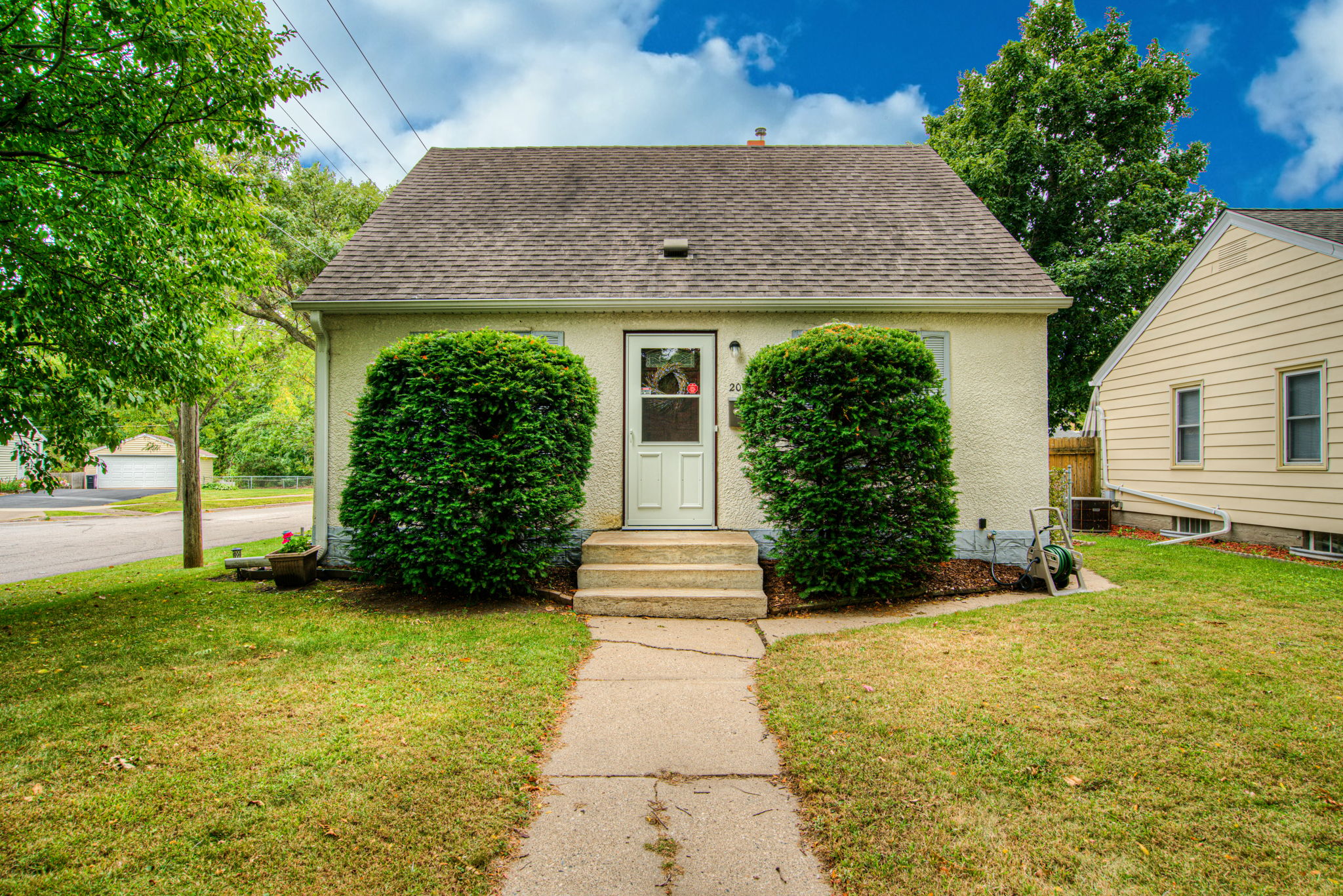  2018 Hawthorne Ave E, Saint Paul, MN 55119, US