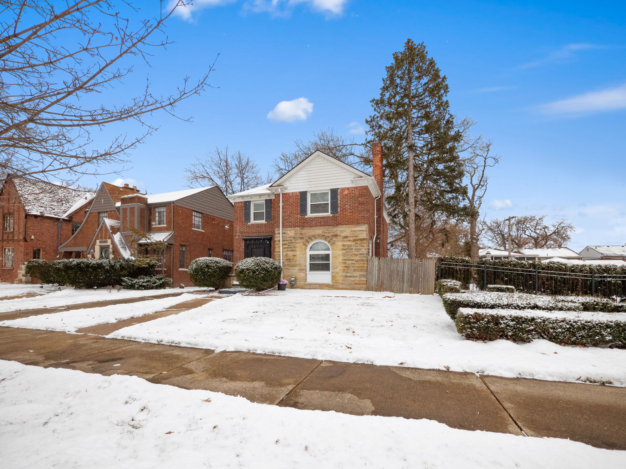 20180 Canterbury Rd, Detroit, MI 48221, USA Photo 3