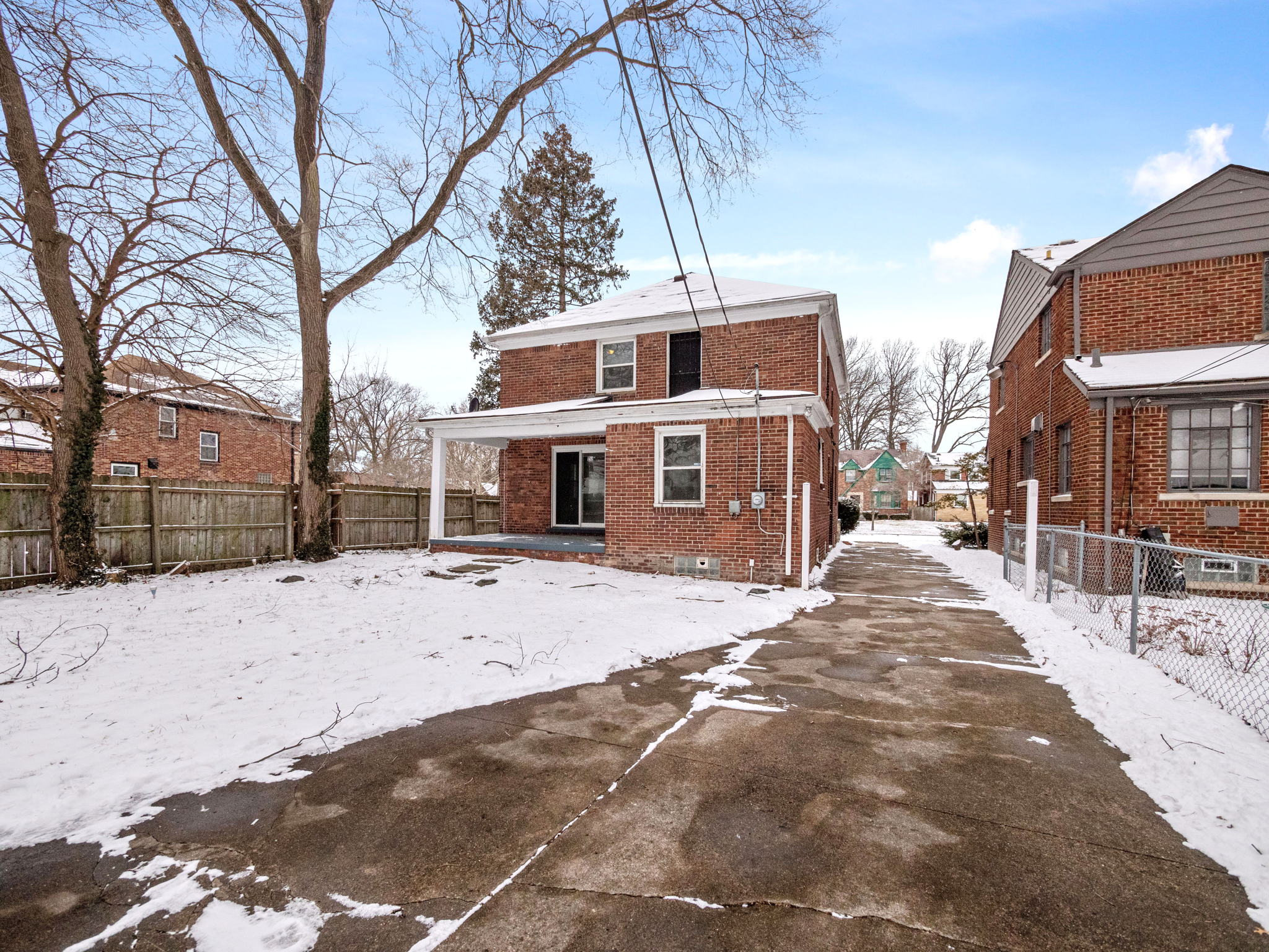 20180 Canterbury Rd, Detroit, MI 48221, USA Photo 5