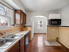 20180 Canterbury Rd, Detroit, MI 48221, USA Photo 13