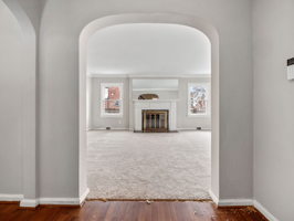 20180 Canterbury Rd, Detroit, MI 48221, USA Photo 9