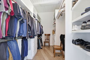  Photo 37
