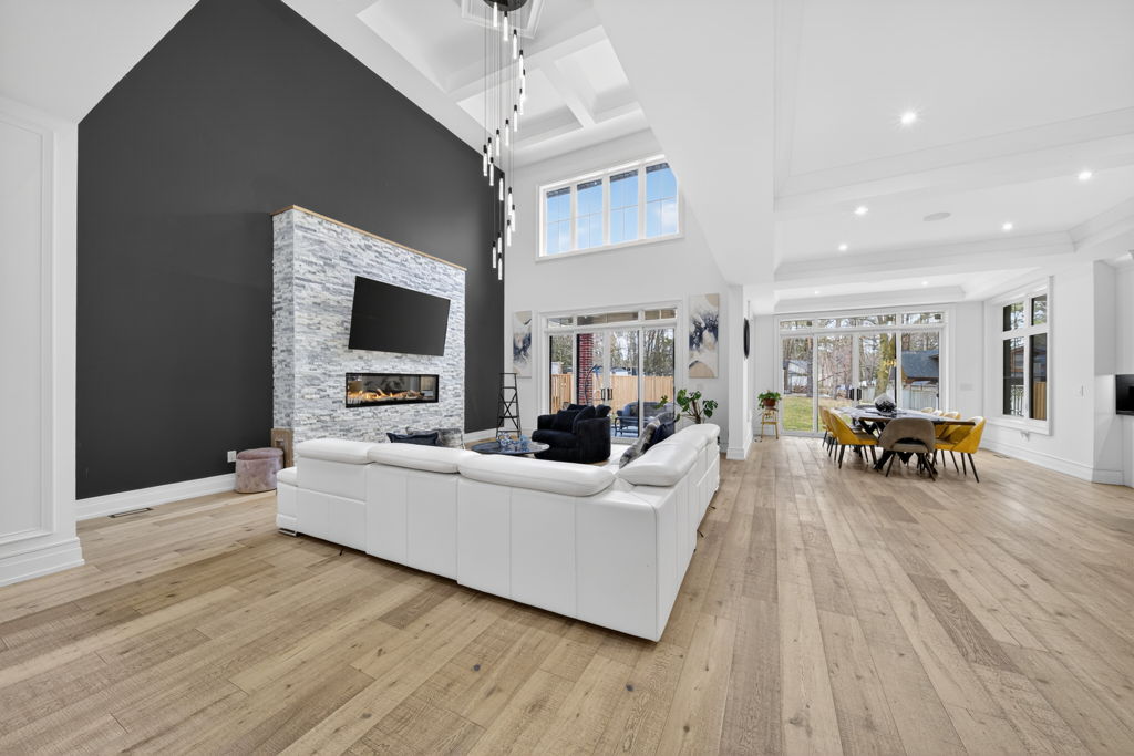 2019 Lilac Dr