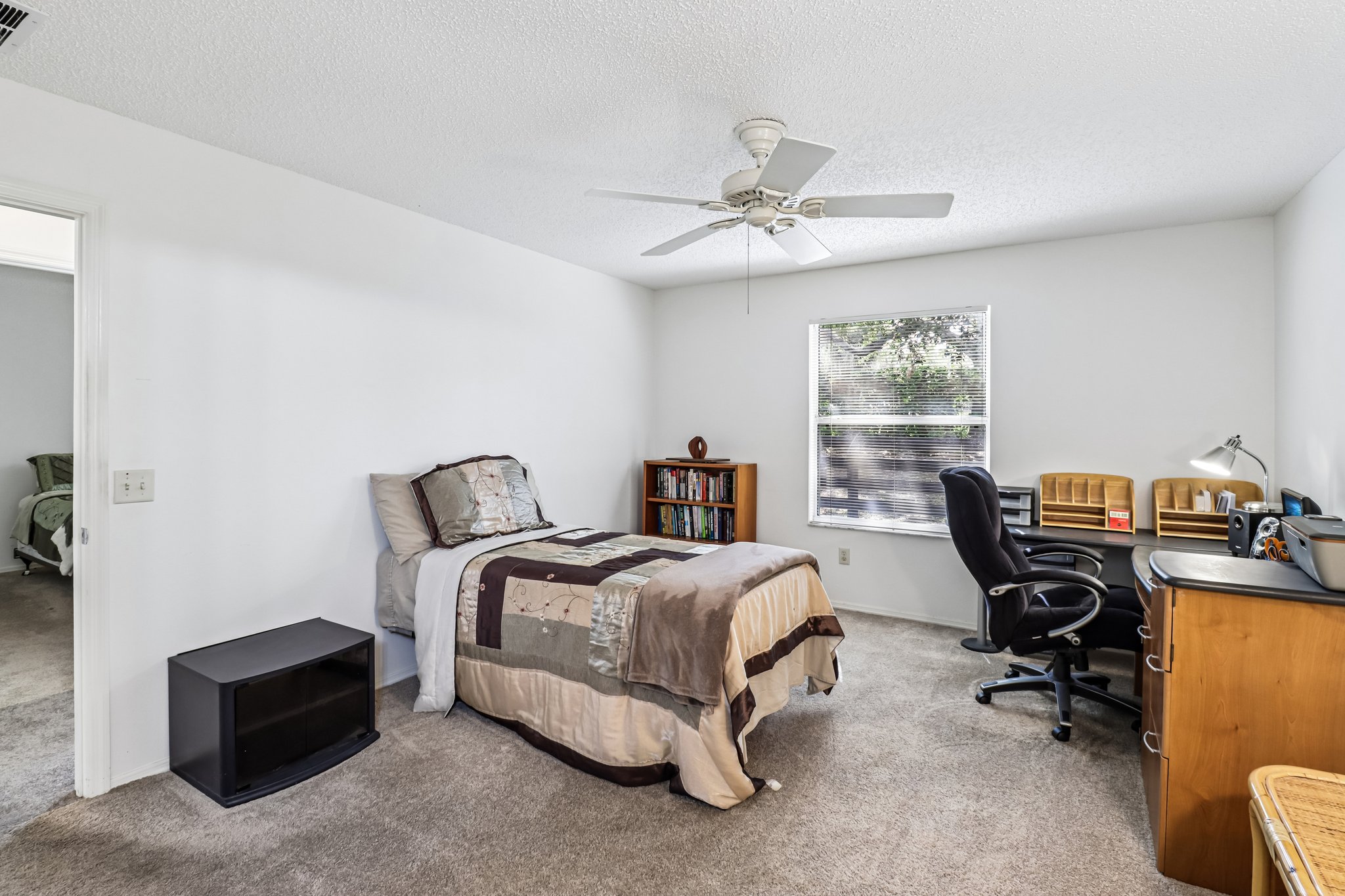 Thurmond Ave-S0905-021.jpg
