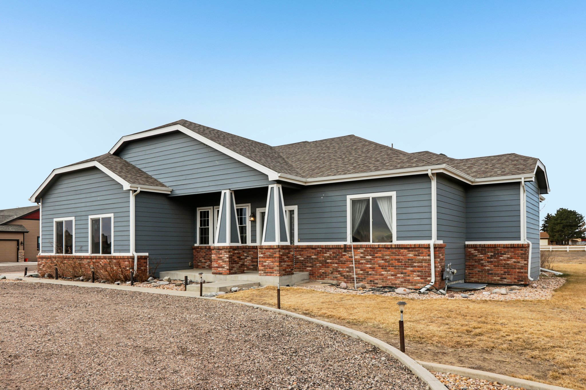 Leola Way-S1802-003.jpg