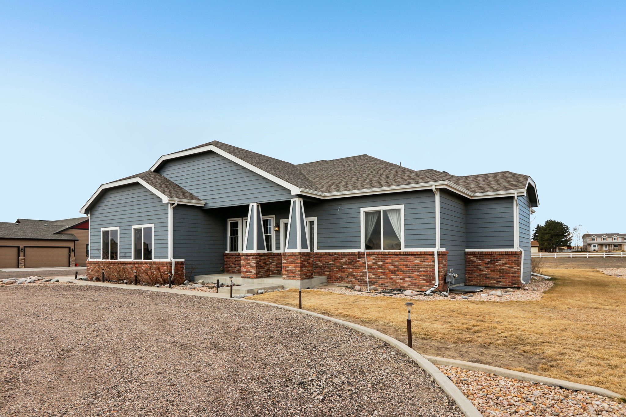 Leola Way-S1802-004.jpg