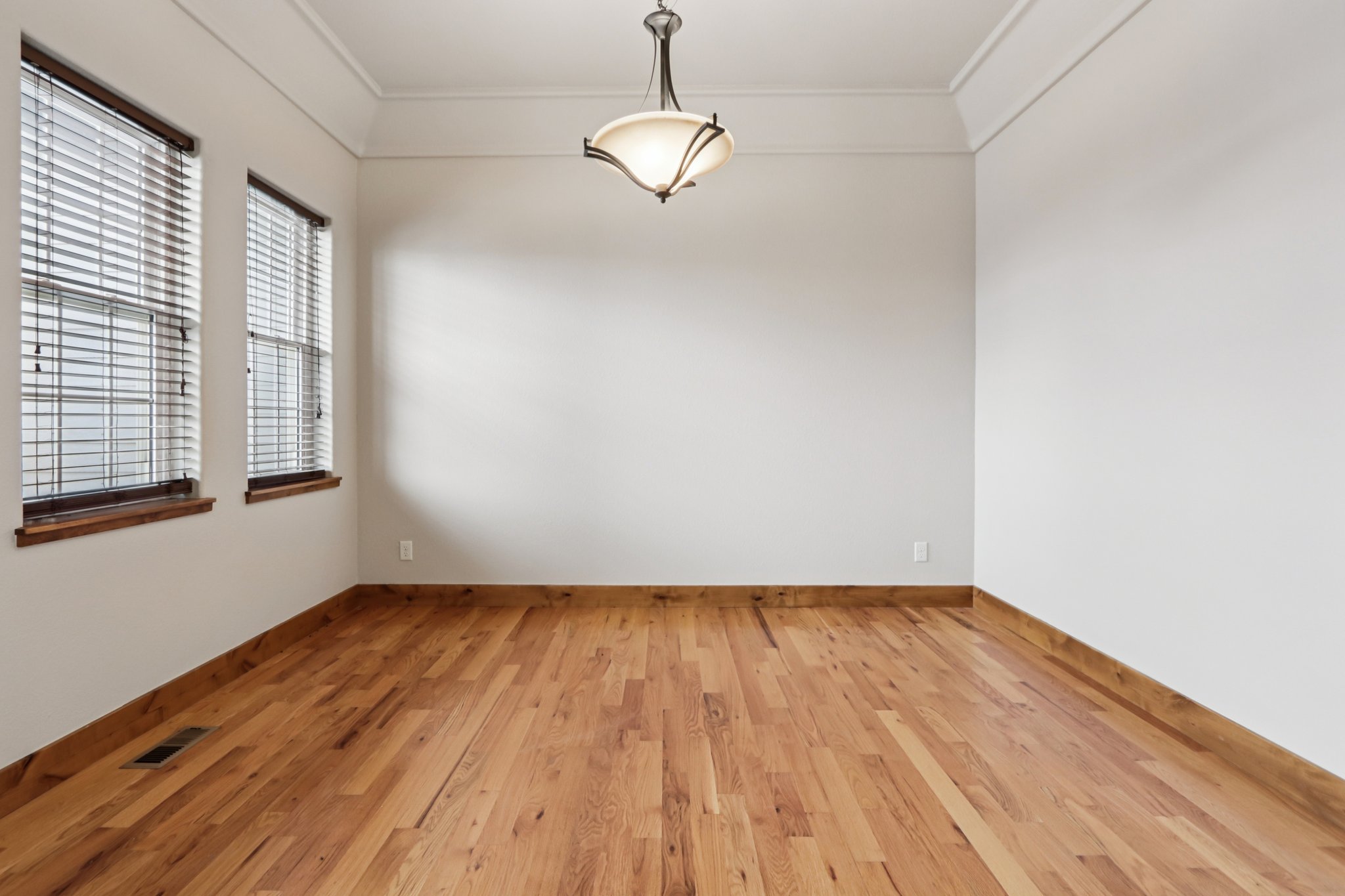 Leola Way-S1802-008.jpg