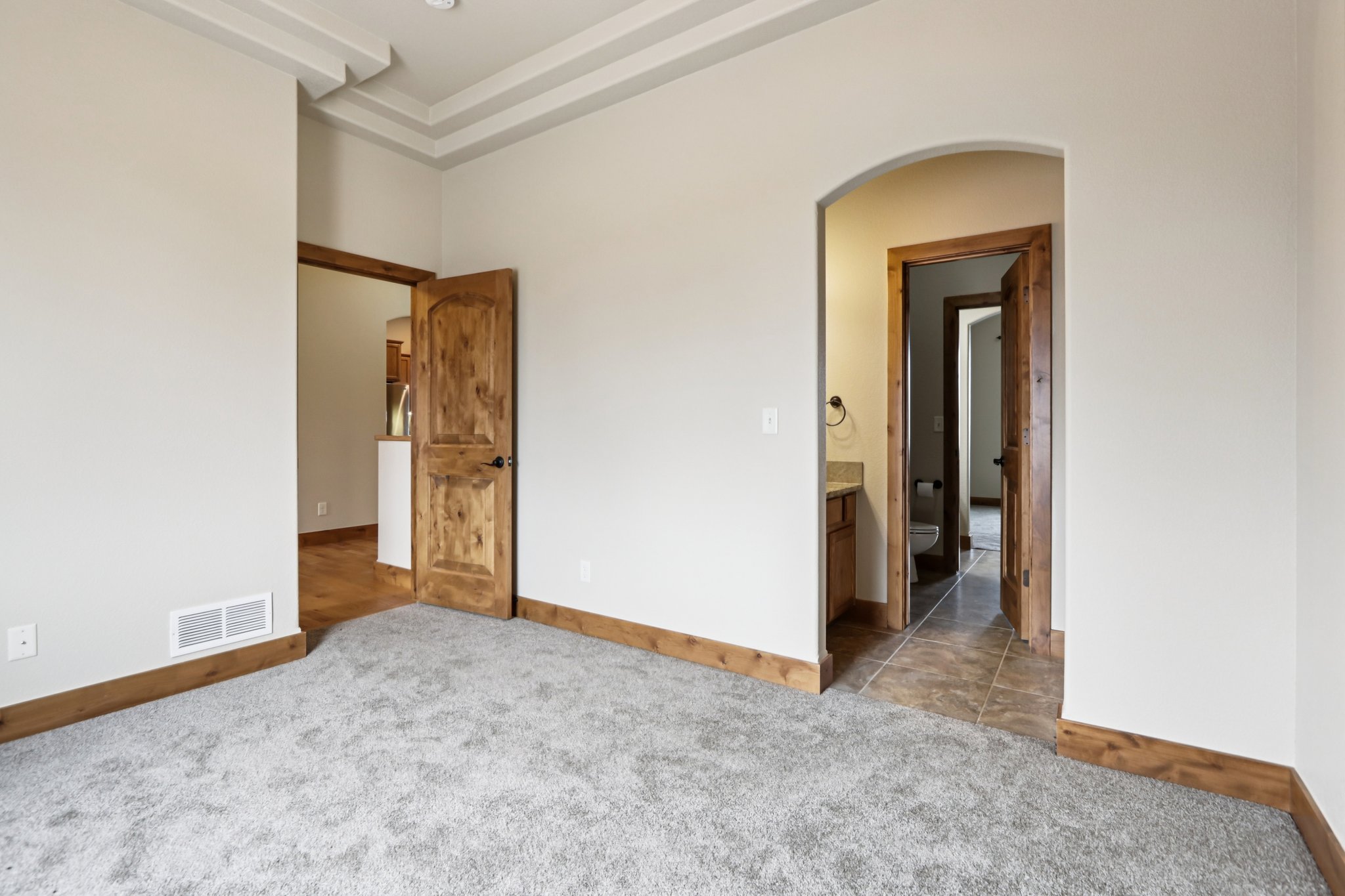Leola Way-S1802-019.jpg