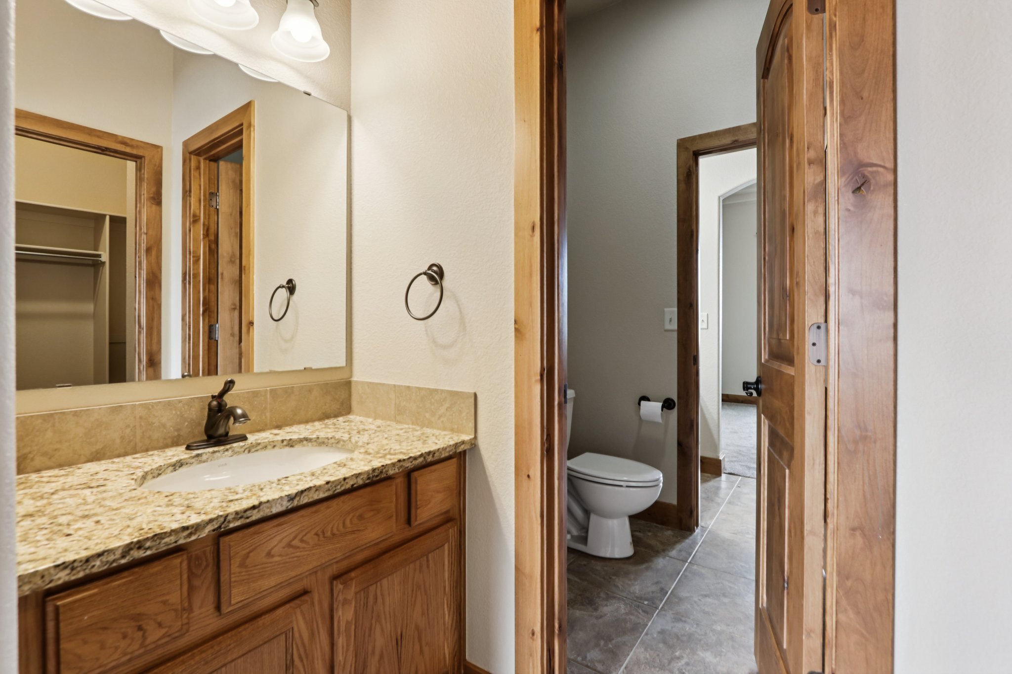 Leola Way-S1802-021.jpg