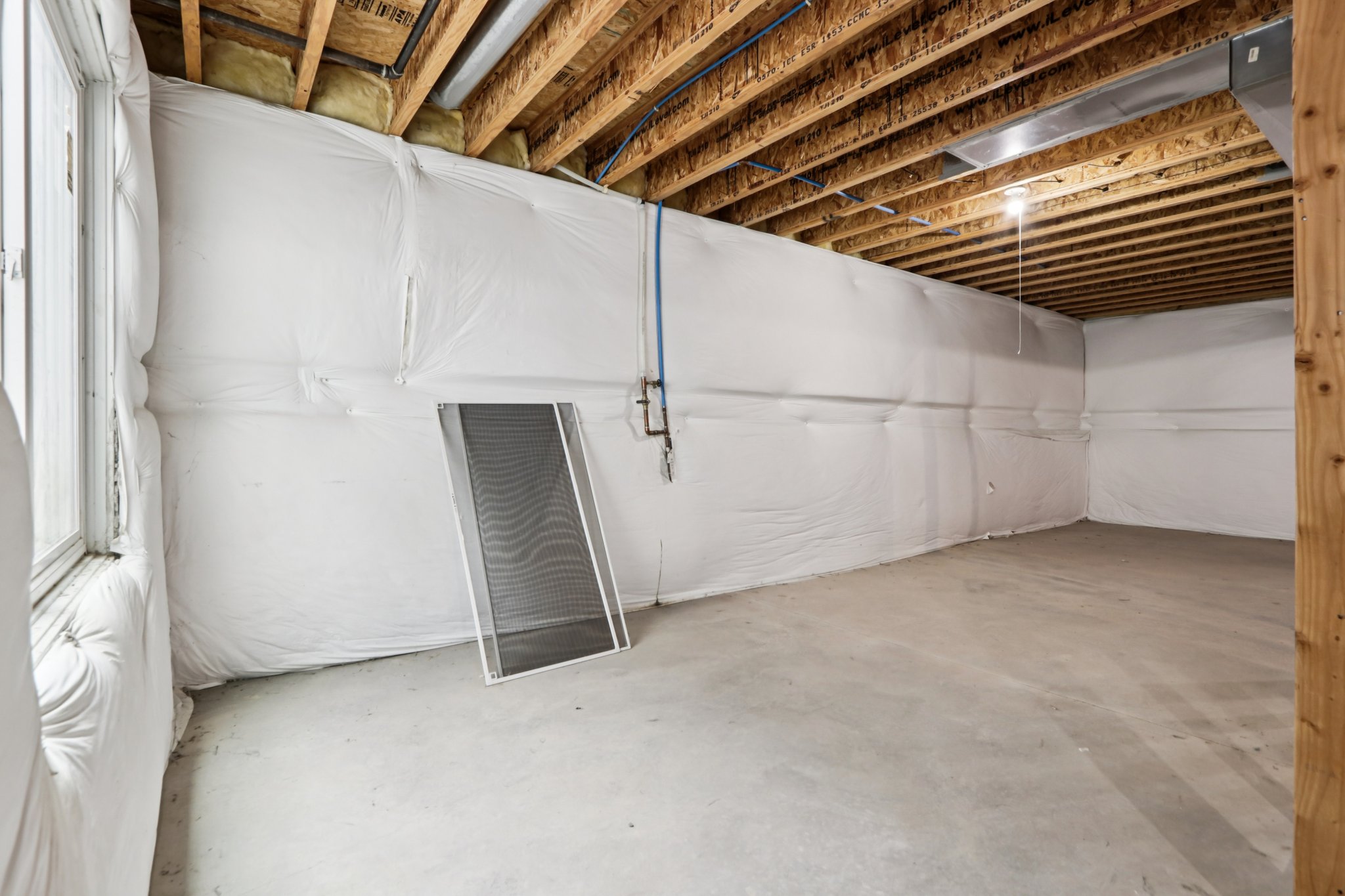 Leola Way-S1802-045.jpg