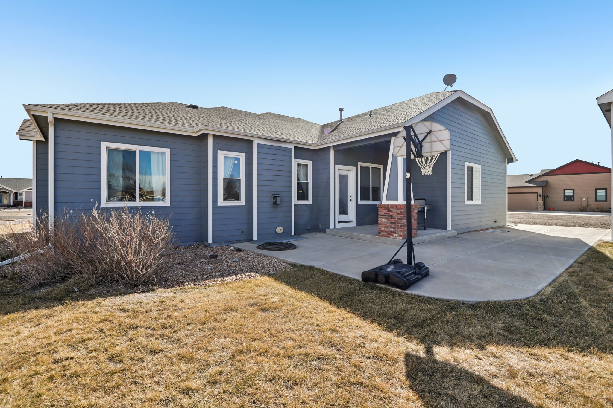 Leola Way-S1802-056.jpg