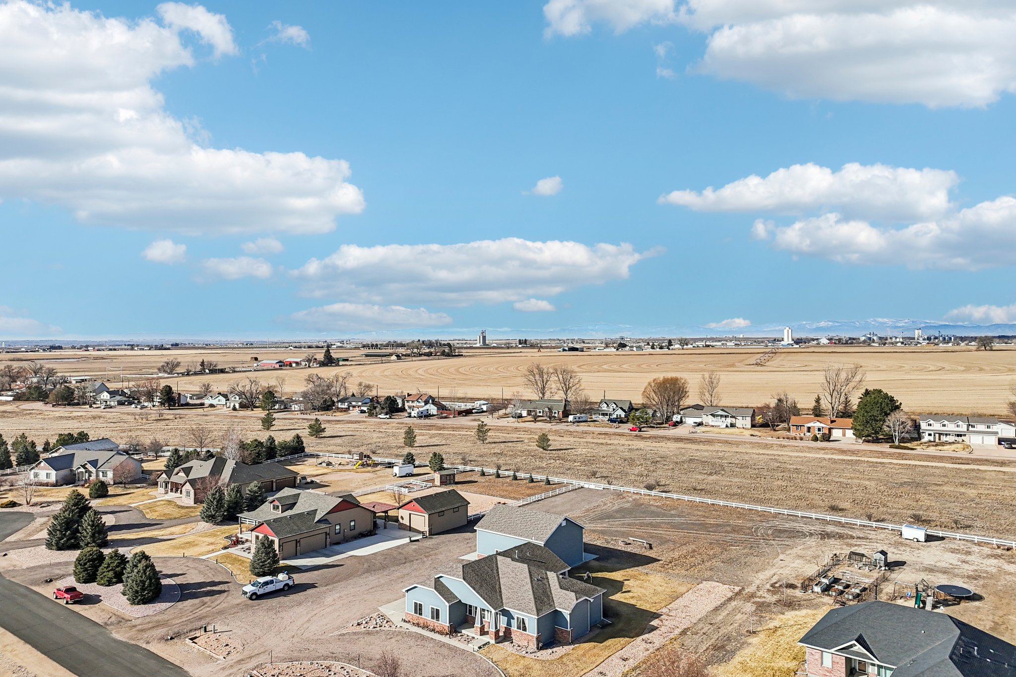 Leola Way-S1902-1-006.jpg