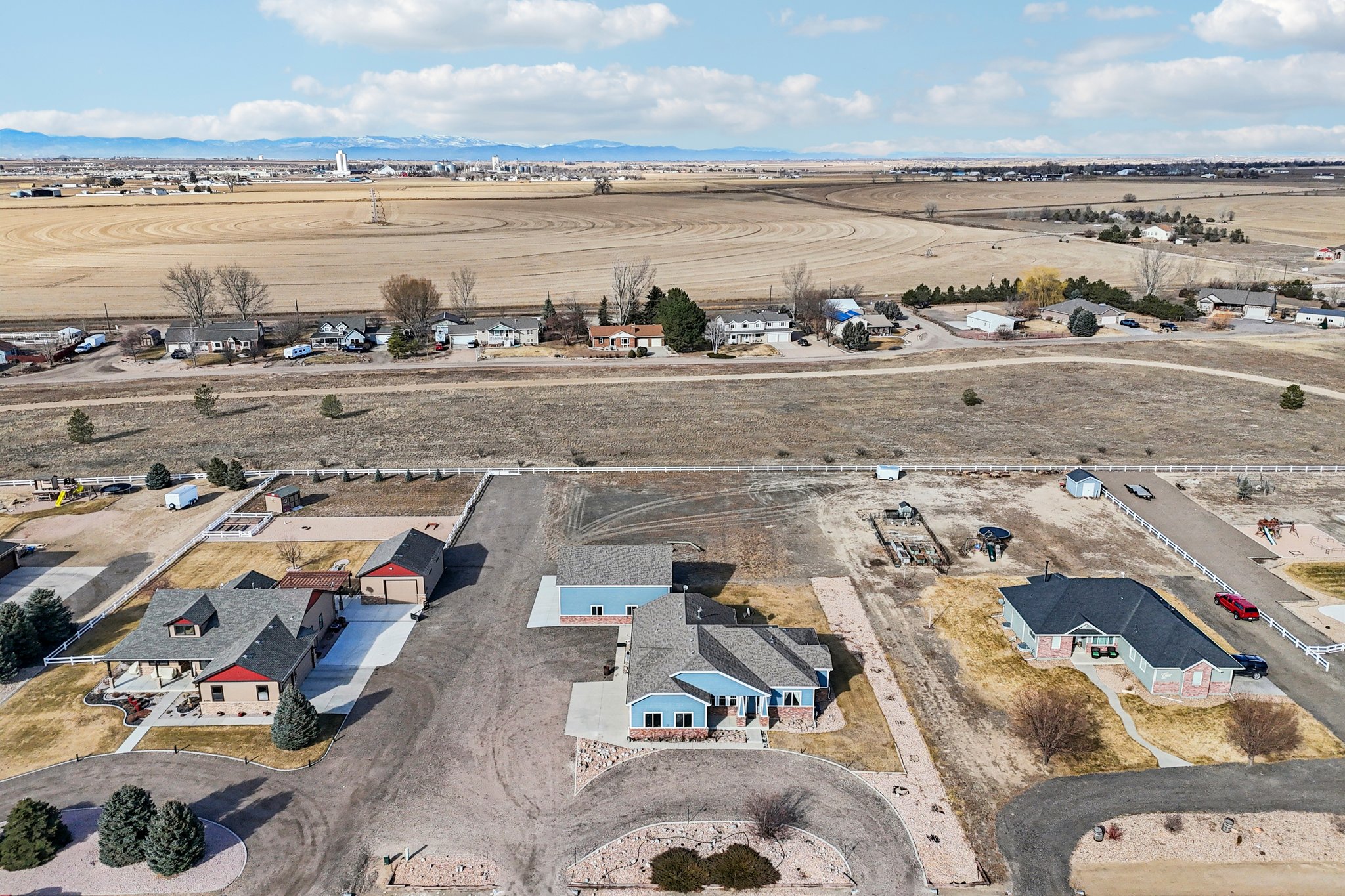 Leola Way-S1902-1-020.jpg