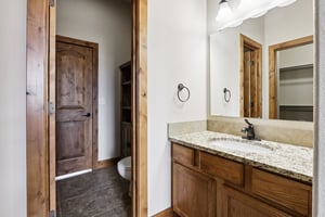 Leola Way-S1802-026.jpg