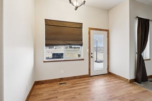 Leola Way-S1802-030.jpg