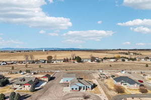 Leola Way-S1902-1-011.jpg