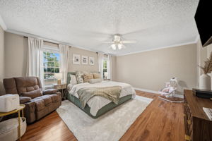  Photo 31
