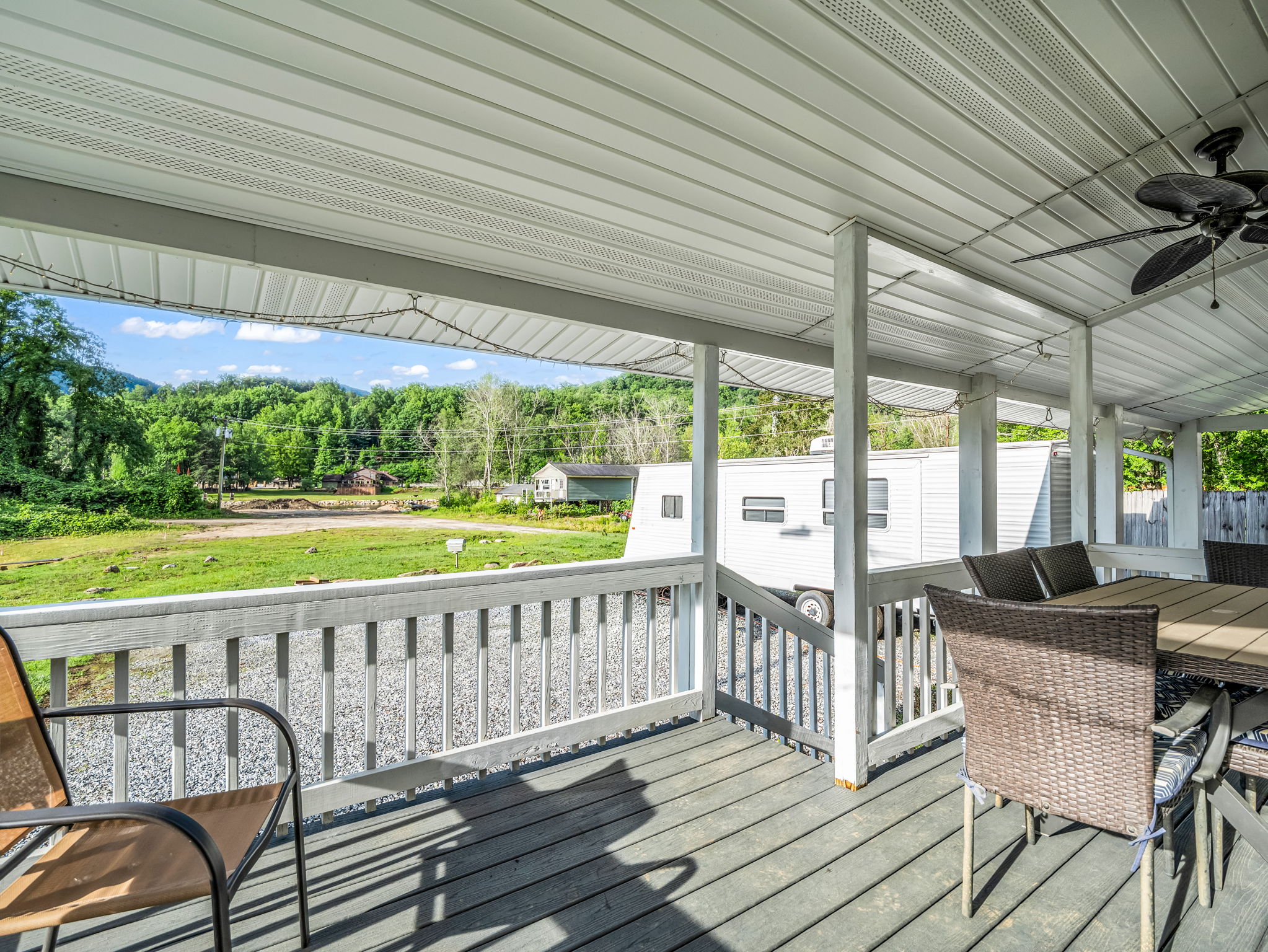  Photo 27