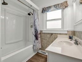  Photo 45