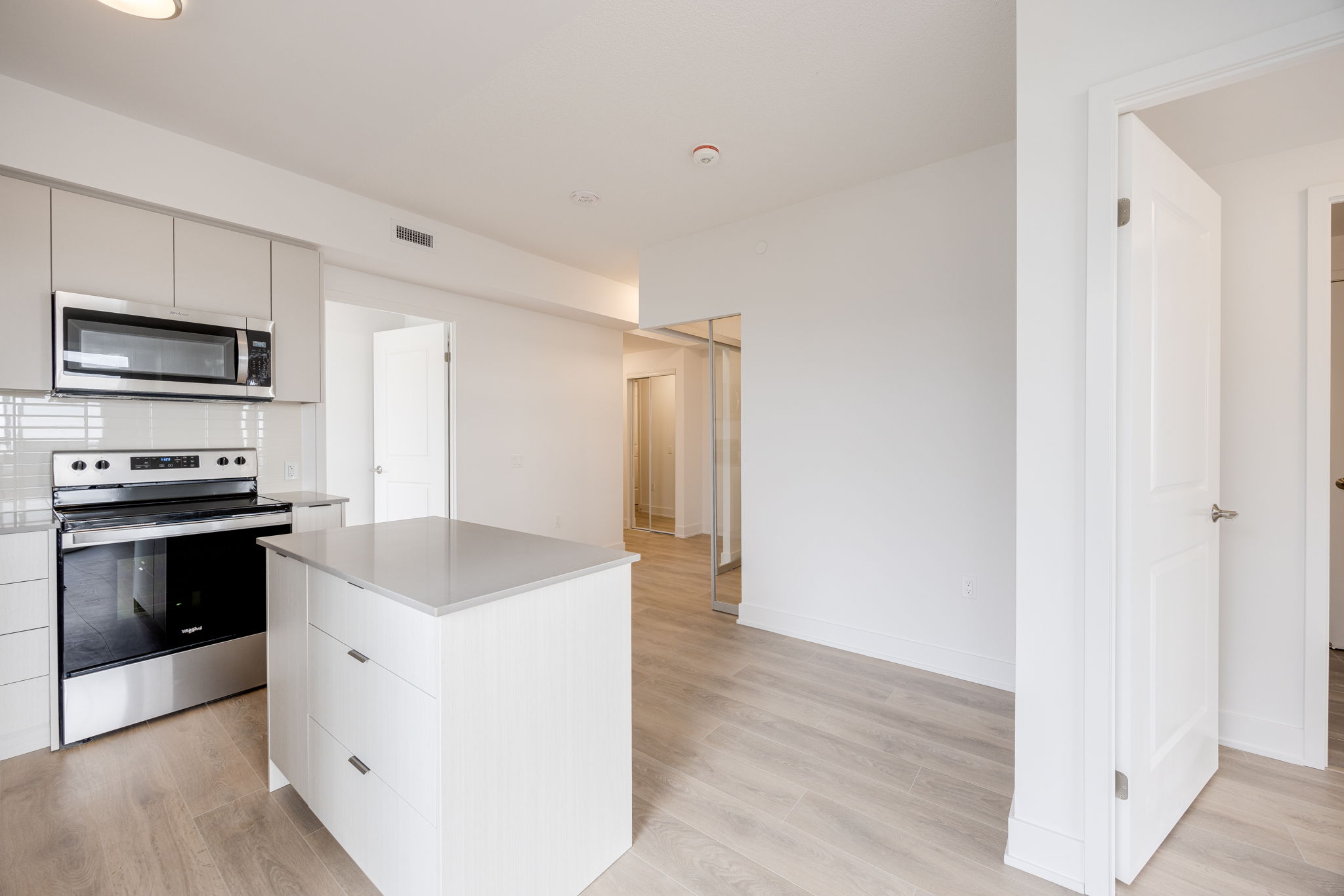 Mississauga property showcase — delivered property photograph 7