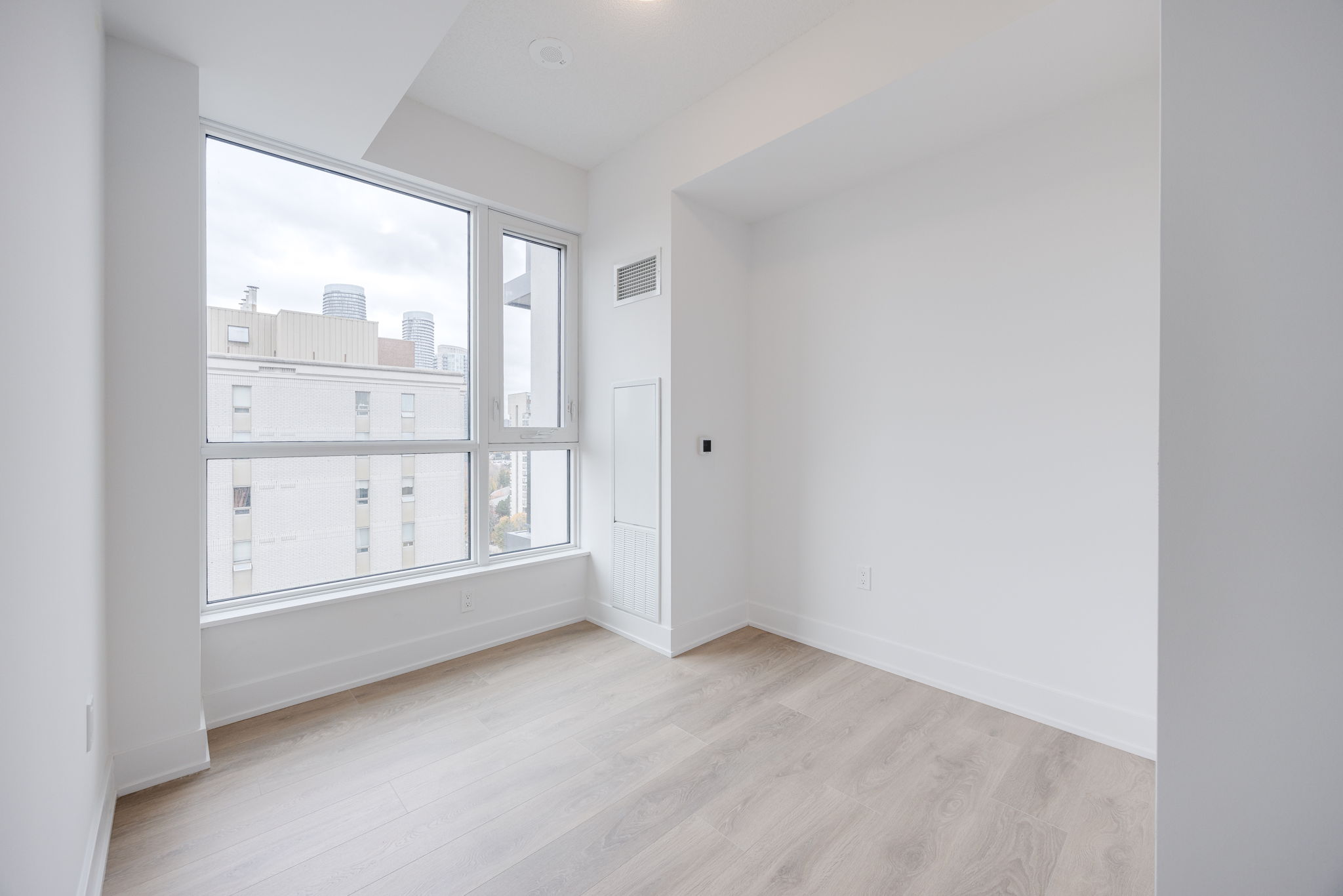 Mississauga property showcase — delivered property photograph 15