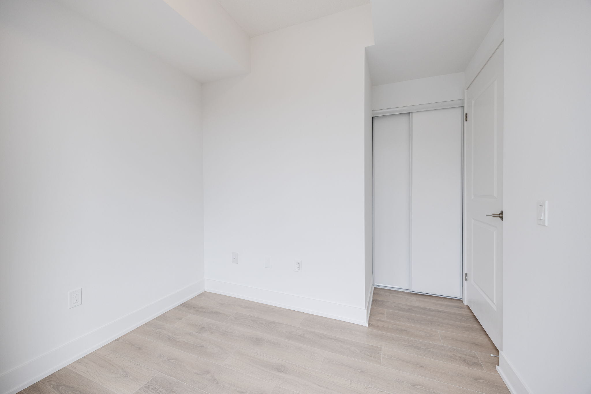 Mississauga property showcase — delivered property photograph 16
