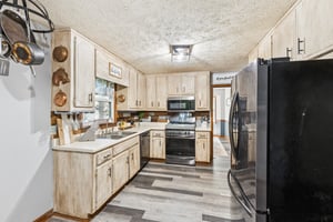 Local_Flavor_Films-202_Cedar_Valley_Ct_Canton_GA-171.jpg
