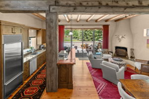 Dining Room/Kitchen