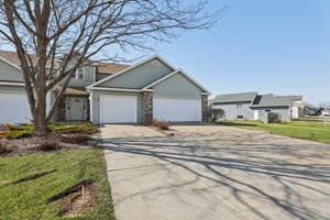 Douglas Dr-S0904-003.jpg