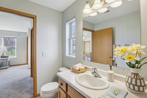 Douglas Dr-S0904-020.jpg