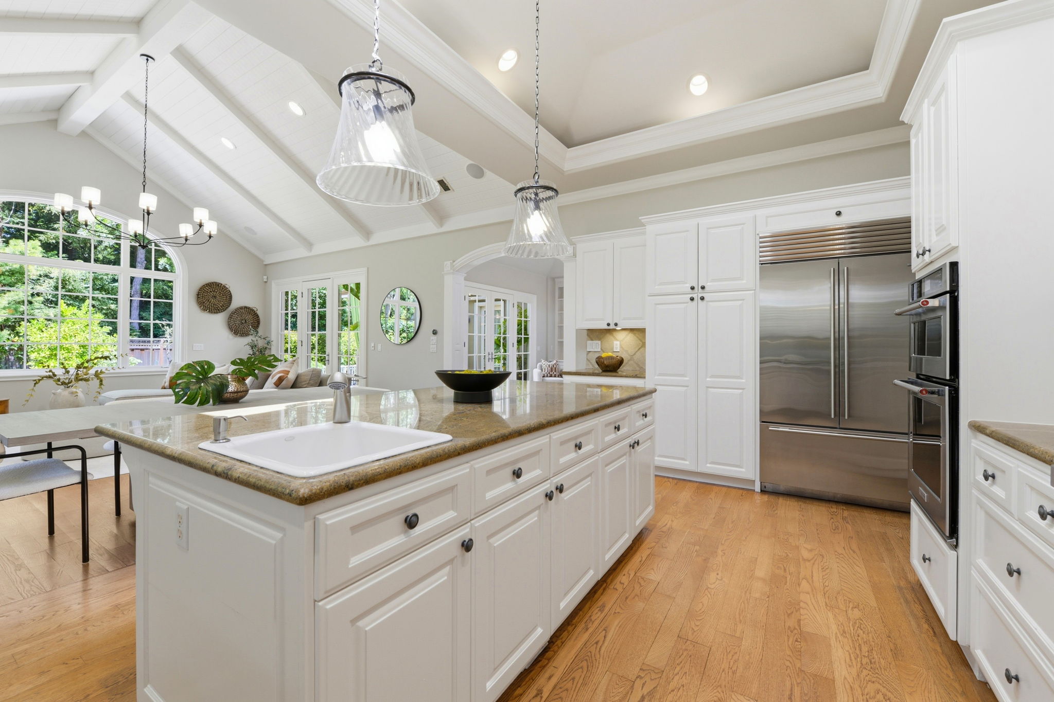 Light Filled Kitchen & Family Room