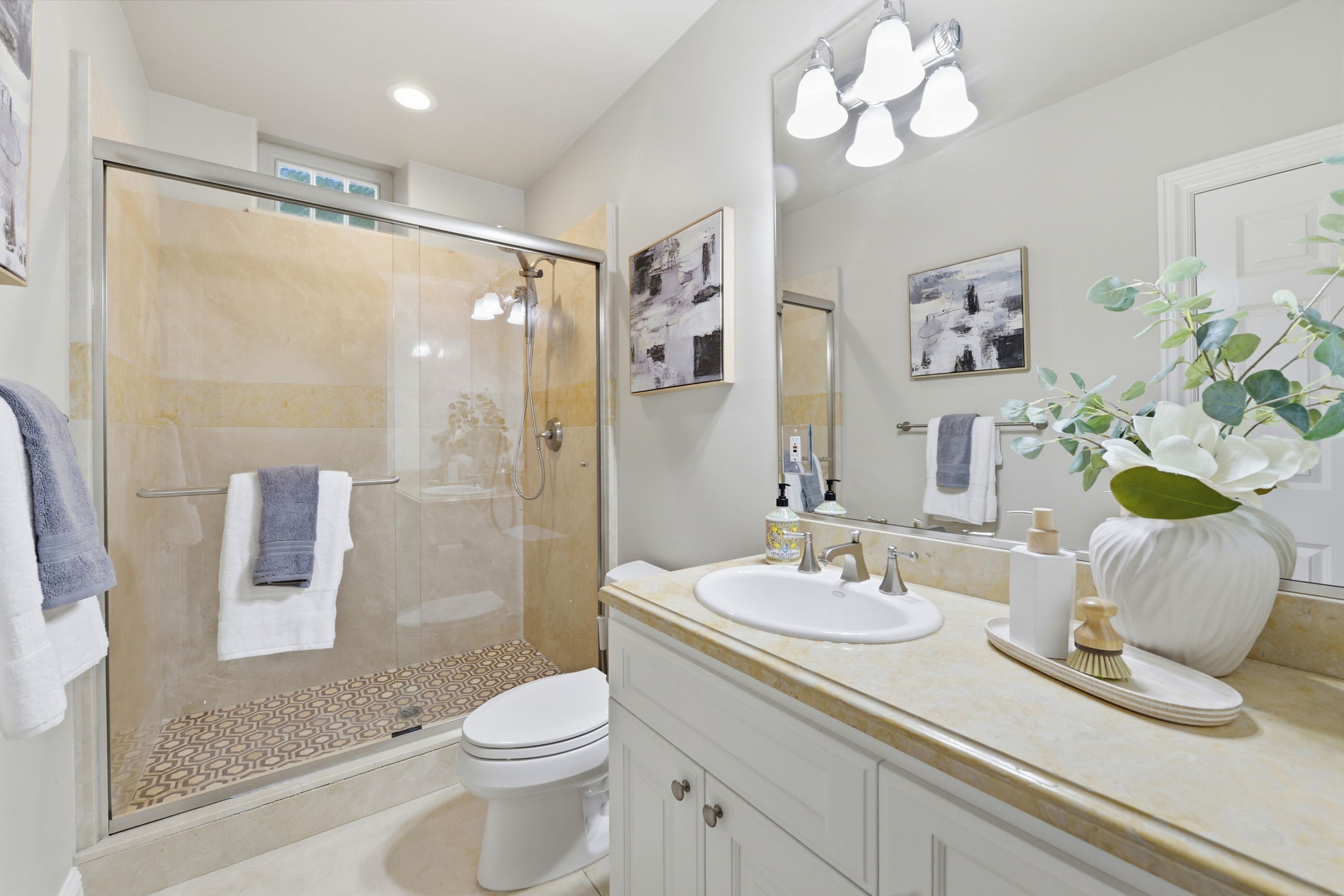 Lover Level Second Master Bathroom