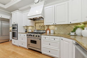Viking 6-Burner Range & Dual Ovens
