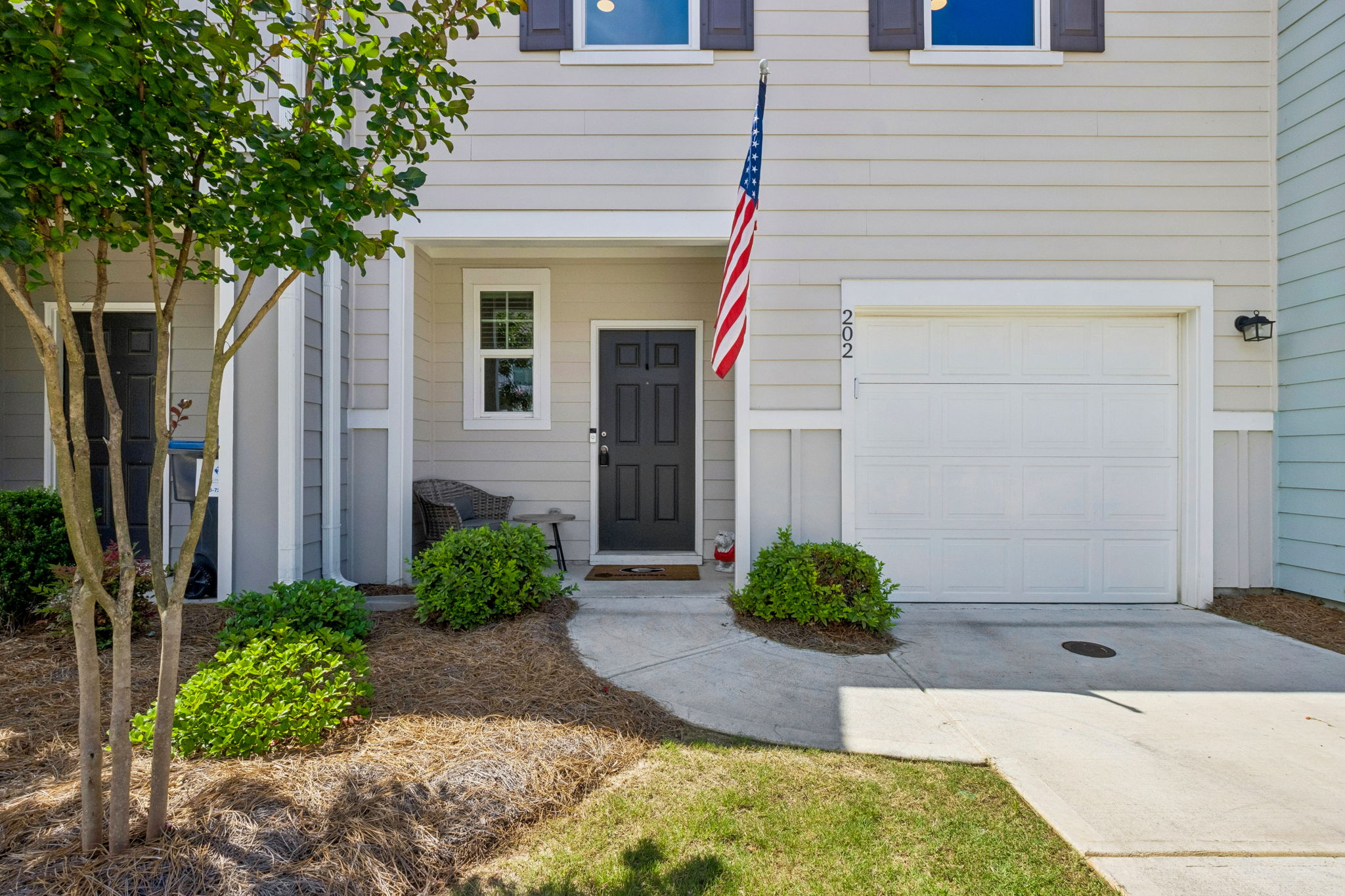 Front Entry Detail