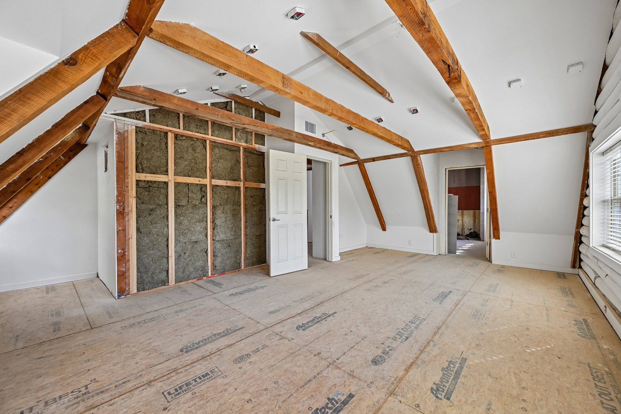 Loring St-S3009-019.jpg