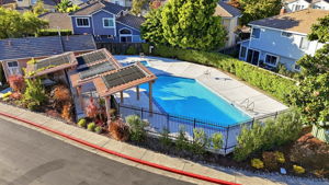 014_F8_AERIAL_202 O'Neil Cir