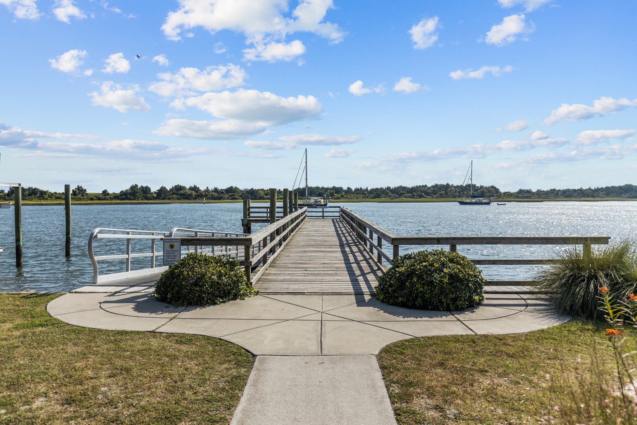 202 Pollock St, Beaufort, NC 28516, USA Photo 15