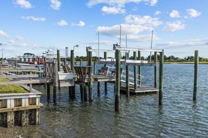 202 Pollock St, Beaufort, NC 28516, USA Photo 12