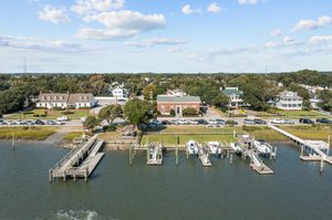 202 Pollock St, Beaufort, NC 28516, USA Photo 22