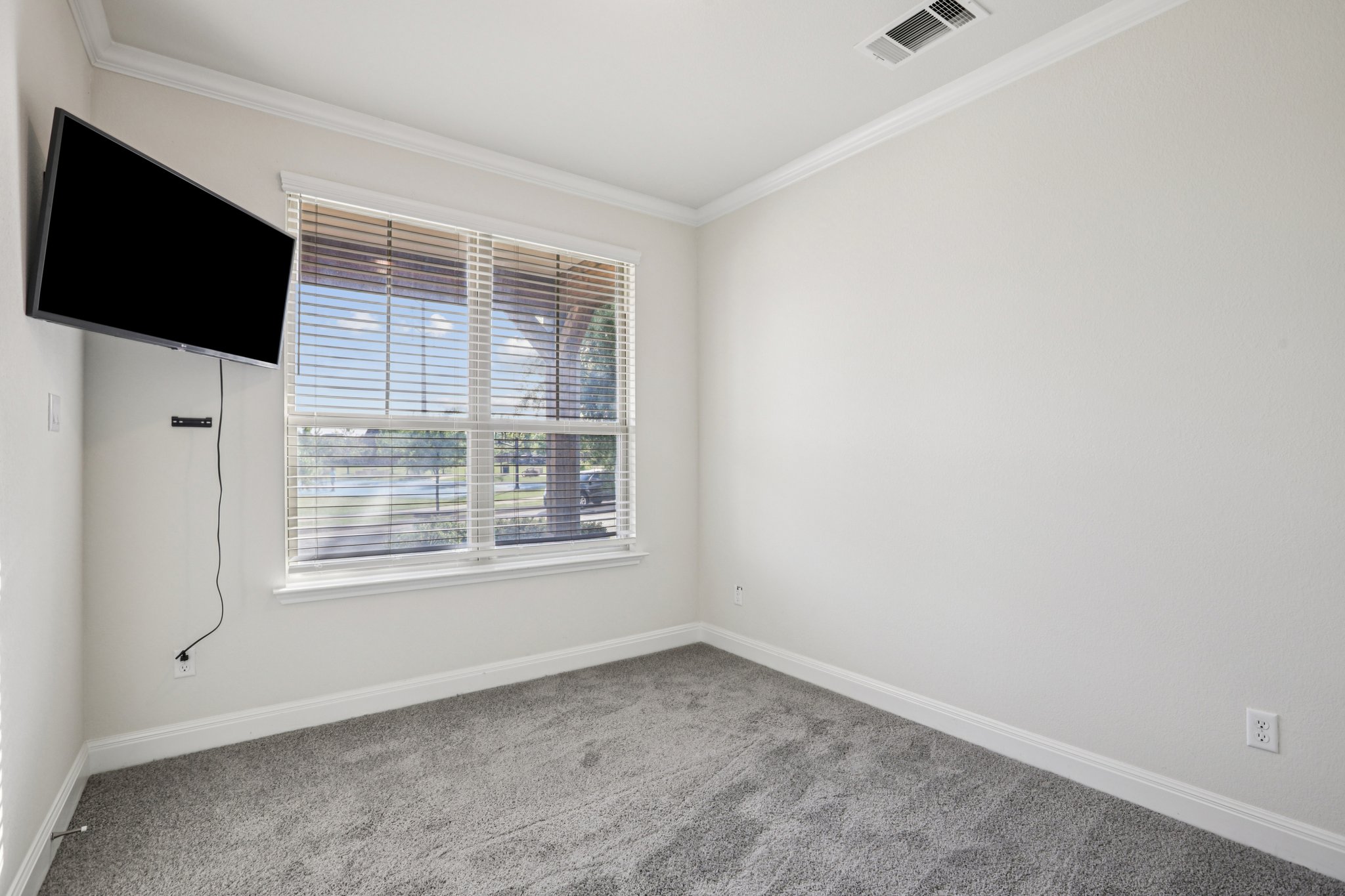 Quarryman Dr-S0104-022.jpg