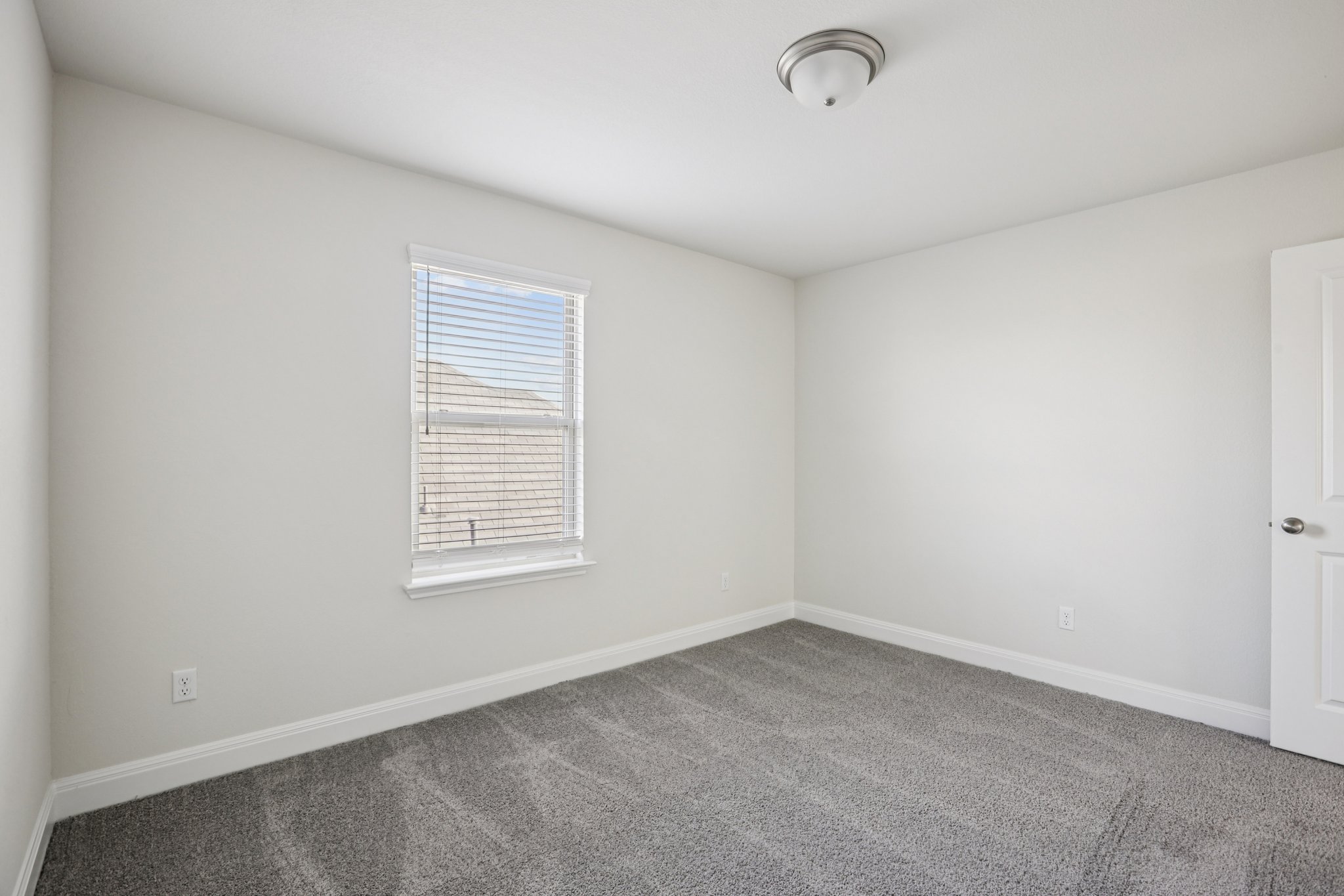 Quarryman Dr-S0104-043.jpg