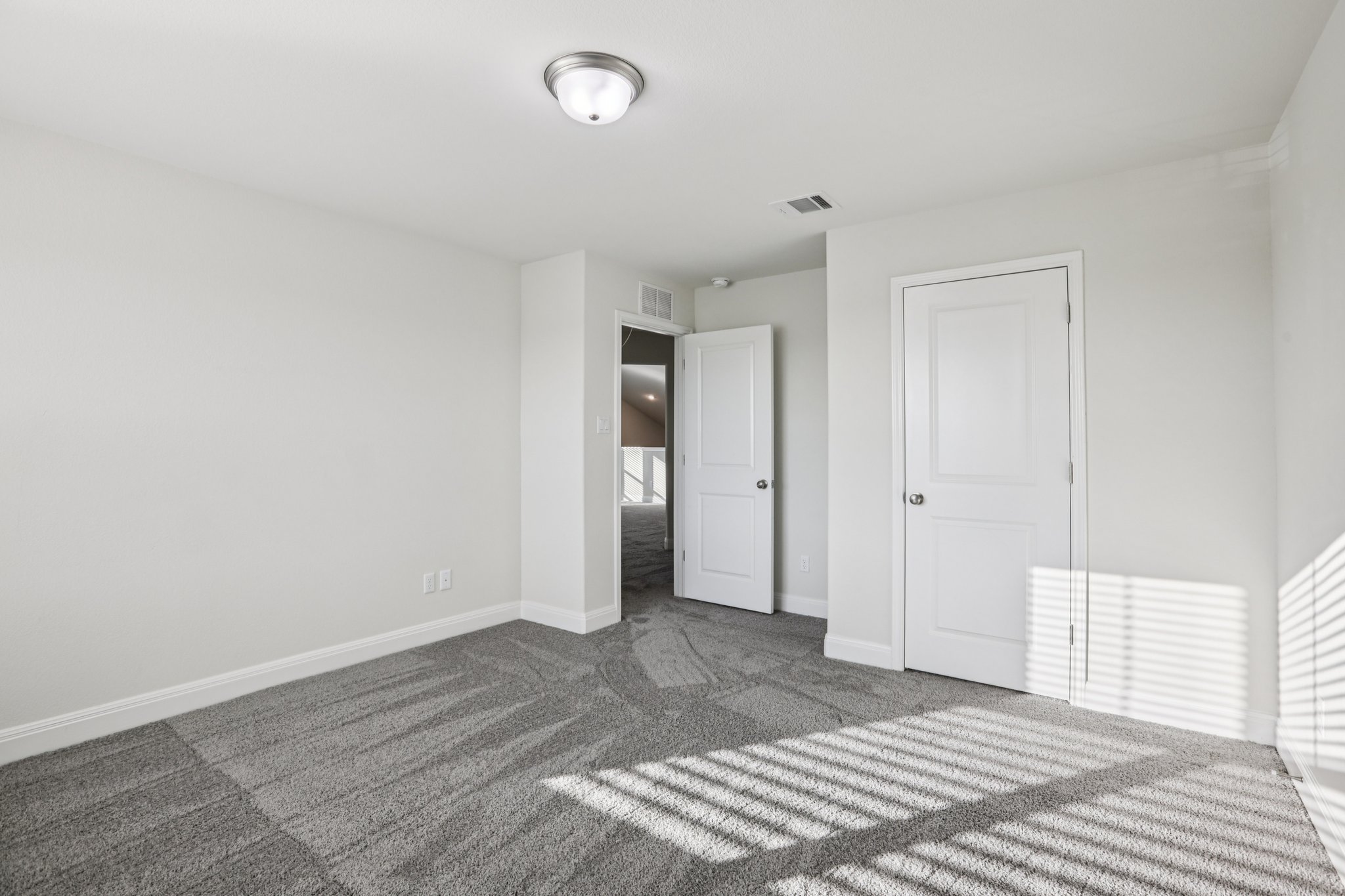 Quarryman Dr-S0104-047.jpg