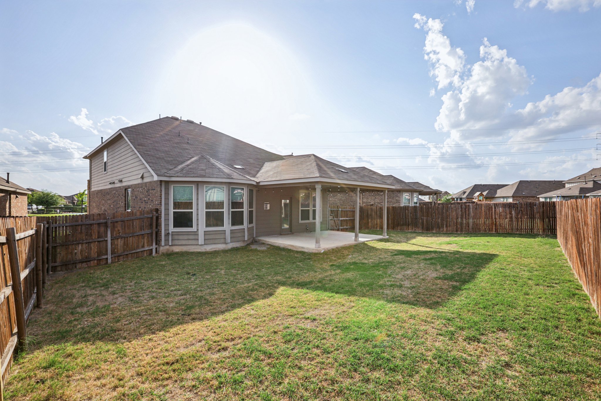 Quarryman Dr-S0104-053.jpg