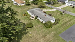  Photo 48