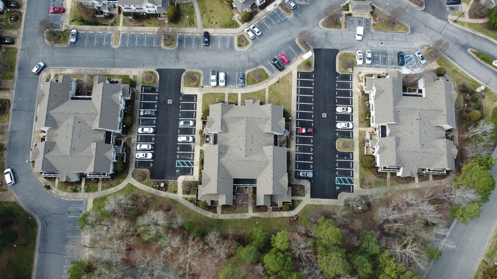 The Riverfront/ Condo/ Water's Edge/ Suffolk American Real Estate Media