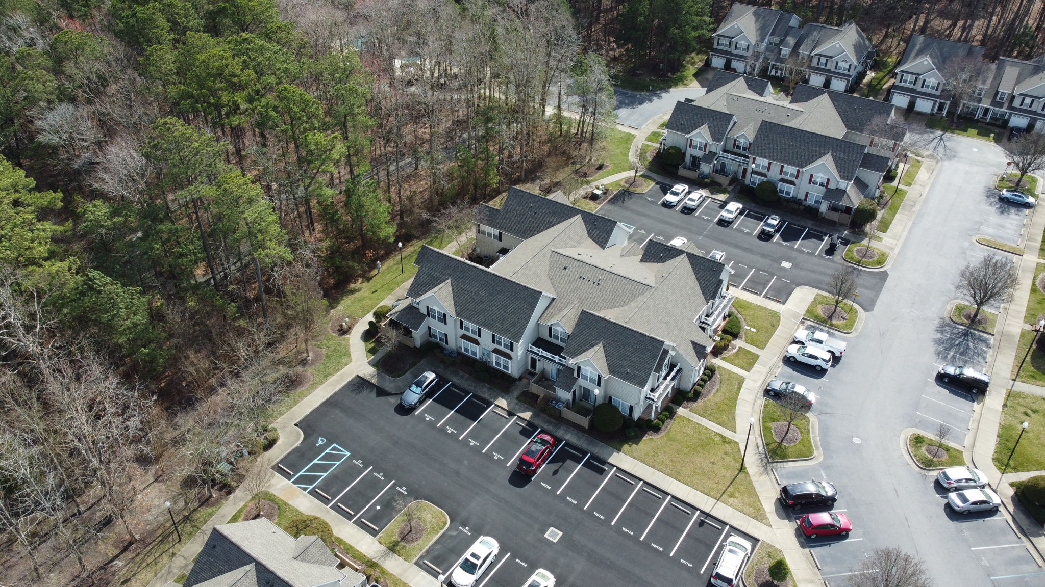 The Riverfront/ Condo/ Water's Edge/ Suffolk American Real Estate Media