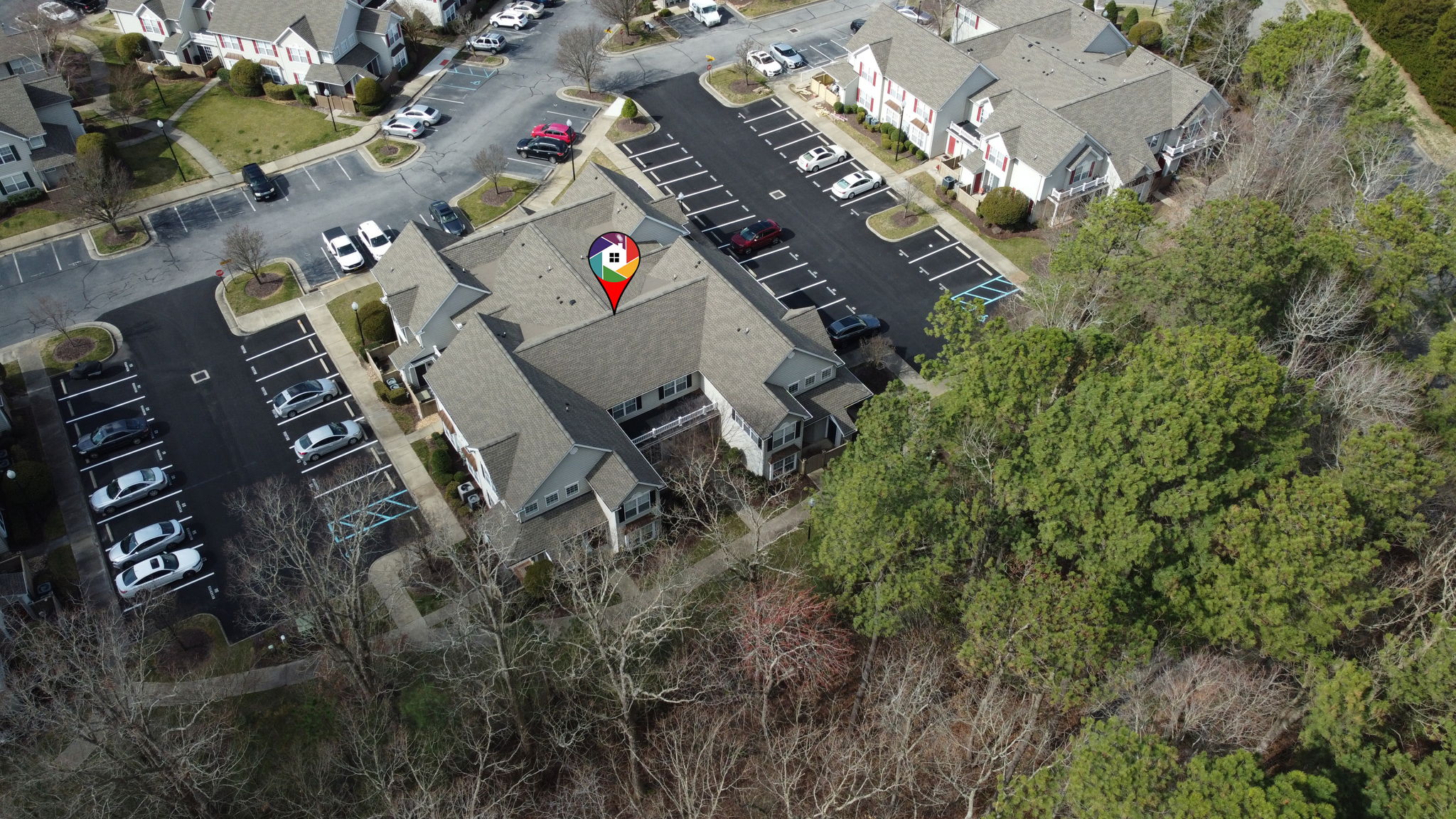 The Riverfront/ Condo/ Water's Edge/ Suffolk American Real Estate Media