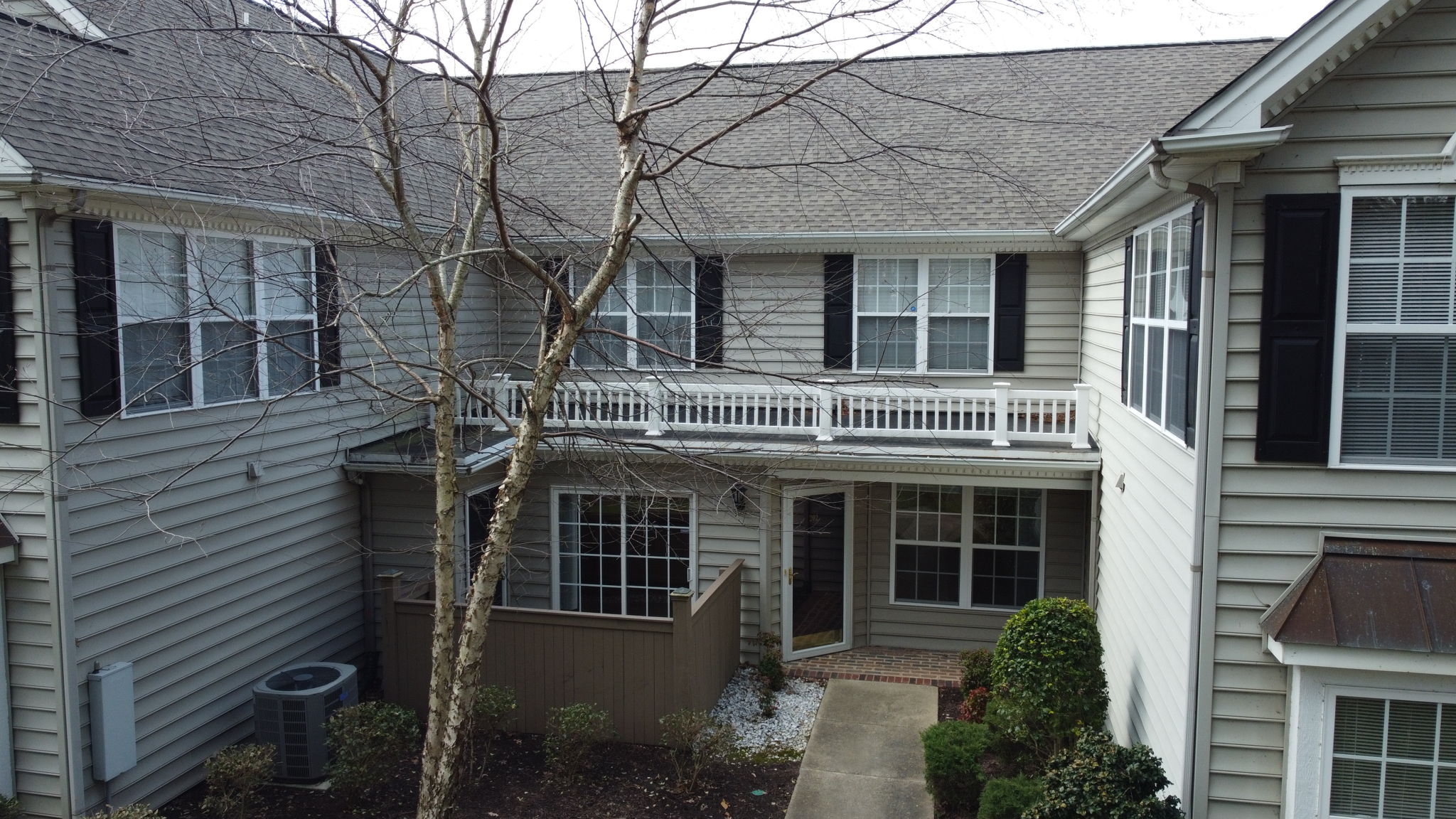 The Riverfront/ Condo/ Water's Edge/ Suffolk American Real Estate Media