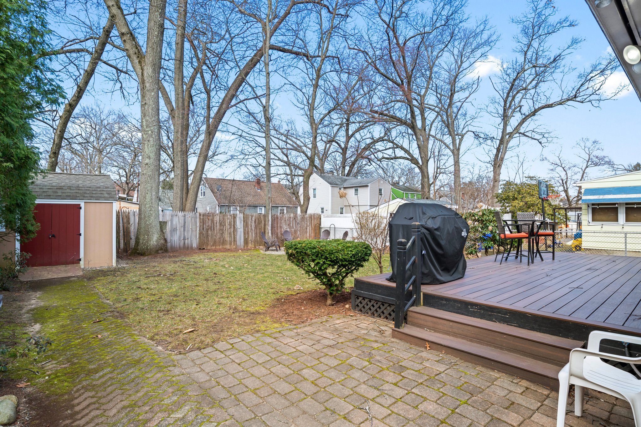 202 Shawmut St, Springfield, MA 01108 Seven Roads Media